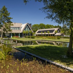 Natuurlijke zwemvijver Natuurlijke zwemvijver