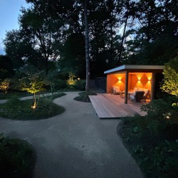 Tuin Bosch en Duin verlicht