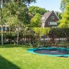 Trampoline in de tuin Trampoline in de tuin